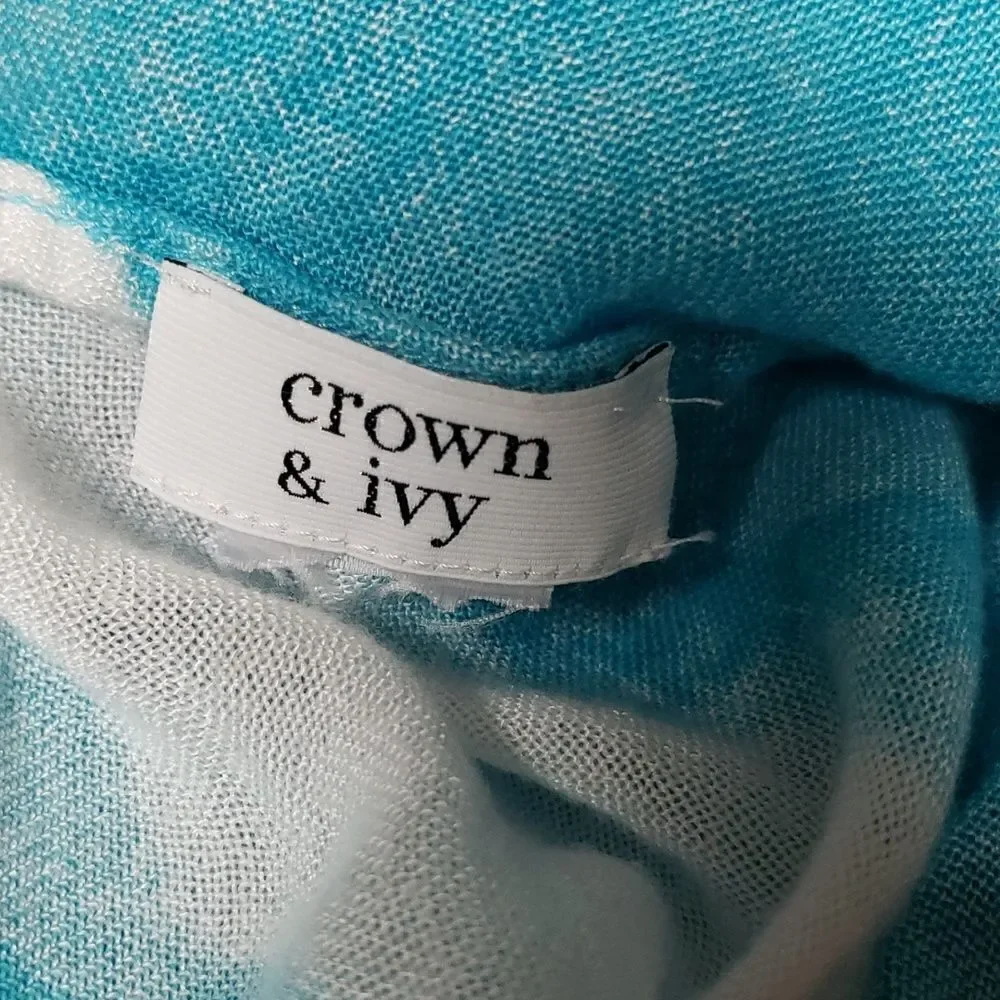 🌹Crown & Ivy Blue and White Infinity Scarf Wrap with Tassels